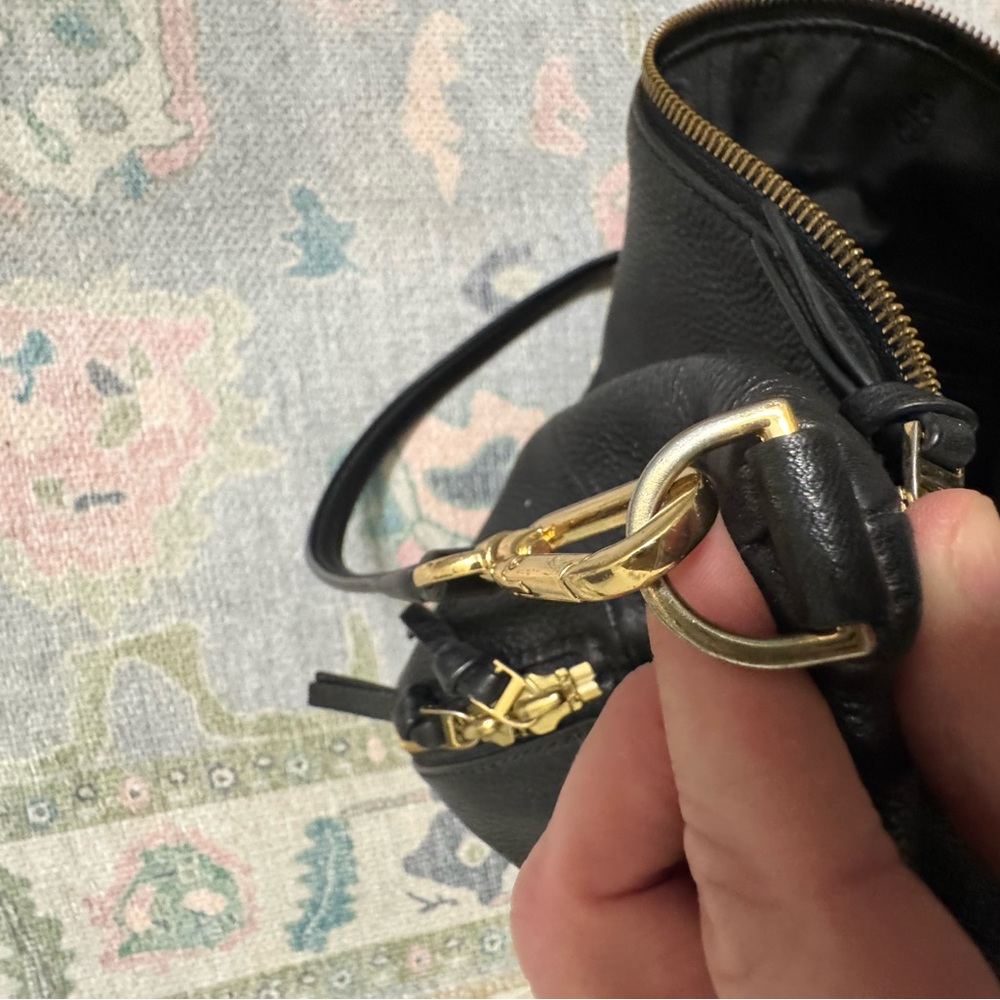 Tory Burch pebbled leather slouchy tote with crossbody strap - Picture 6 of 7